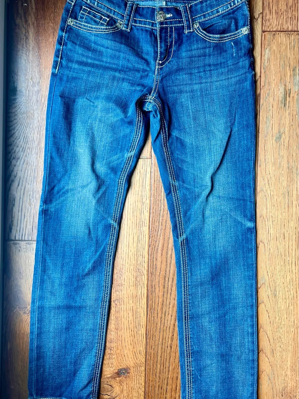 Seven7 Women's Dark Blue Slim Straight Jeans, Size 30